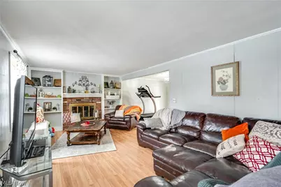 4277 Skycrest Drive NW, Canton, OH 44718 - Photo 11