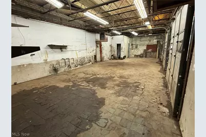 17609 Miles Road, Loveland, OH 44128 - Photo 5