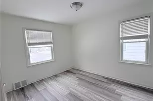 15521 Corkhill Rd, Maple Heights, OH 44137 - Photo 9