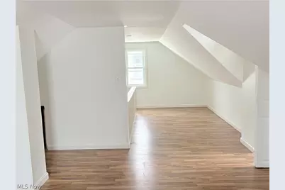 15521 Corkhill Road, Maple Heights, OH 44137 - Photo 17