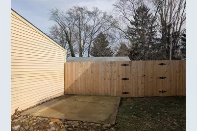 1468 Curtis Avenue, Cuyahoga Falls, OH 44221 - Photo 19