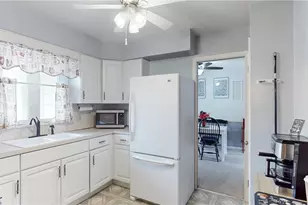 2504 17th St, Cuyahoga Falls, OH 44223 - Photo 9