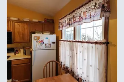 810 Amherst Lane #810, Brunswick, OH 44212 - Photo 3