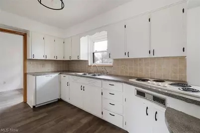 1114 Briarcliff Avenue, Alliance, OH 44601 - Photo 9