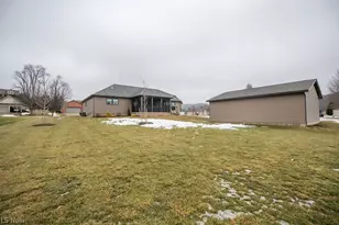 3912 Clay Ct SE, Dennison, OH 44621 - Photo 7