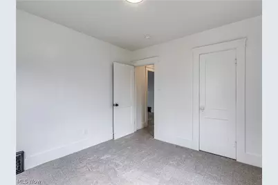 577 Essex Street, Akron, OH 44306 - Photo 13