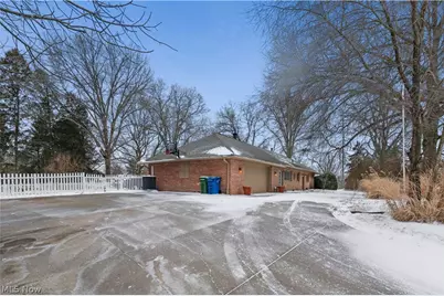 3101 N Jackson Boulevard, Uniontown, OH 44685 - Photo 3