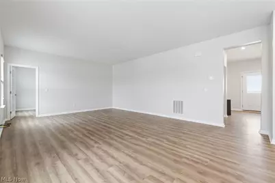 9397 Winfield Lane, North Ridgeville, OH 44039 - Photo 17