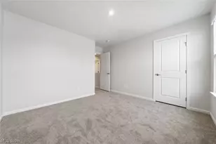 9397 Winfield Ln, North Ridgeville, OH 44039 - Photo 37