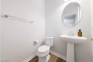 9397 Winfield Ln, North Ridgeville, OH 44039 - Photo 23