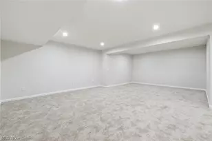 9397 Winfield Ln, North Ridgeville, OH 44039 - Photo 41