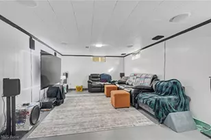 97 Rosary Dr, Campbell, OH 44405 - Photo 19