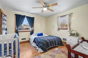 97 Rosary Dr, Campbell, OH 44405 - Photo 13