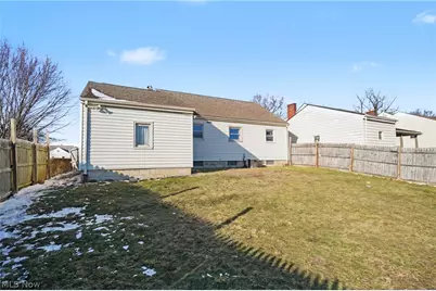 97 Rosary Drive, Campbell, OH 44405 - Photo 29