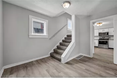 1084 Shannon Avenue, Barberton, OH 44203 - Photo 21