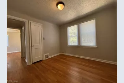 847 Lloyd Road, Wickliffe, OH 44092 - Photo 9