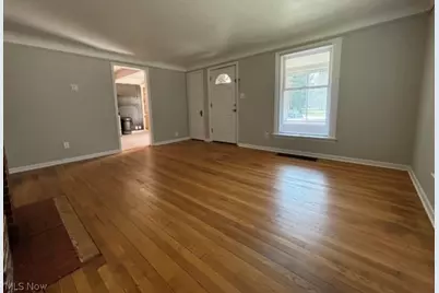 847 Lloyd Road, Wickliffe, OH 44092 - Photo 3