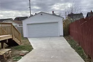 10909 Fortune Ave, Loveland, OH 44111 - Photo 11