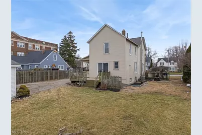 2625 E Erie Avenue, Lorain, OH 44052 - Photo 5