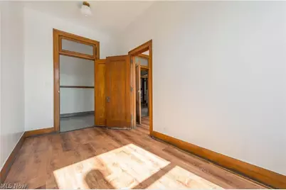 2082 W 65th, Loveland, OH 44102 - Photo 17