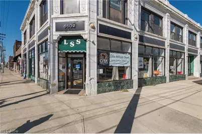 2082 W 65th, Loveland, OH 44102 - Photo 3