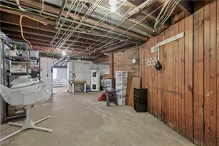 170 Thompson Ave, New Concord, OH 43762 - Photo 37