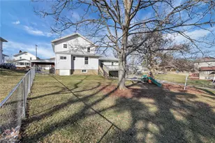 170 Thompson Ave, New Concord, OH 43762 - Photo 9