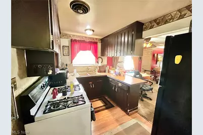 514 6th Street NW, North Canton, OH 44720 - Photo 5