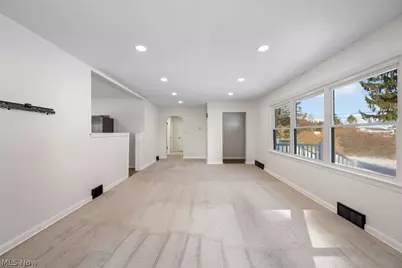 99 N Munroe Road, Tallmadge, OH 44278 - Photo 7