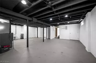 99 N Munroe Rd, Tallmadge, OH 44278 - Photo 23