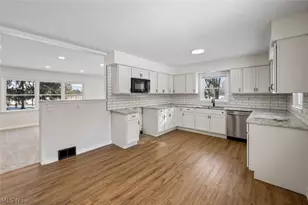 99 N Munroe Rd, Tallmadge, OH 44278 - Photo 9