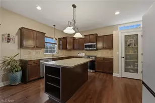 108 Hidden Glen Trail, Chardon, OH 44024 - Photo 7