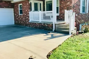 976 Braun Rd, Belpre, OH 45714 - Photo 3