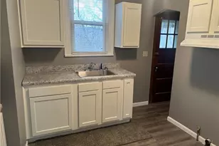 828 Grandview Ave, Coshocton, OH 43812 - Photo 17