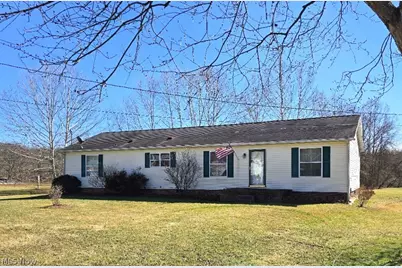 80 Hannah Place Road, Belpre, OH 45714 - Photo 1