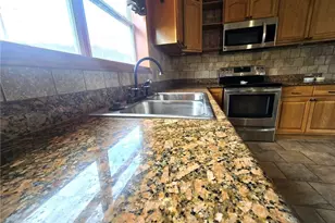 80 Hannah Pl Rd, Belpre, OH 45714 - Photo 7