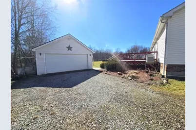 80 Hannah Place Road, Belpre, OH 45714 - Photo 3