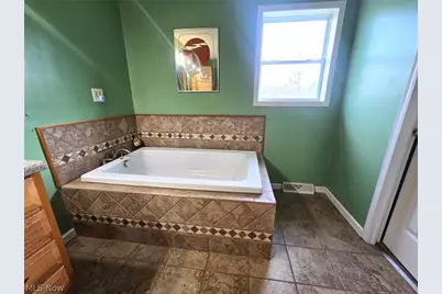 80 Hannah Place Road, Belpre, OH 45714 - Photo 17