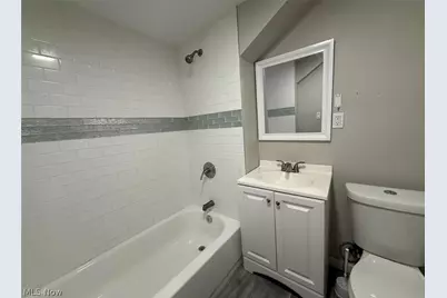 747 Brownell Avenue, Lorain, OH 44052 - Photo 9
