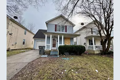 359 W Chalmers Avenue, Youngstown, OH 44511 - Photo 1