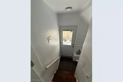 1068 Nela View Road, Cleveland Heights, OH 44112 - Photo 13