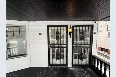 829 Helmsdale Road, Cleveland Heights, OH 44112 - Photo 5