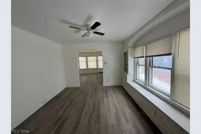 829 Helmsdale Road, Cleveland Heights, OH 44112 - Photo 29