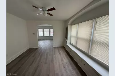 829 Helmsdale Road, Cleveland Heights, OH 44112 - Photo 19