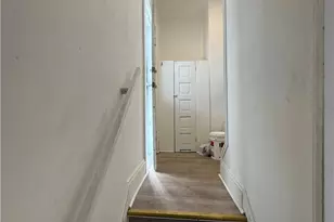 829 Helmsdale Rd, Cleveland Heights, OH 44112 - Photo 39