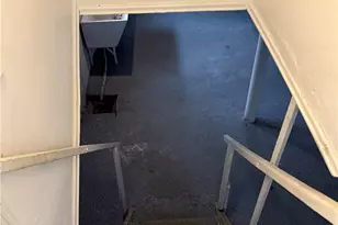 829 Helmsdale Rd, Cleveland Heights, OH 44112 - Photo 45