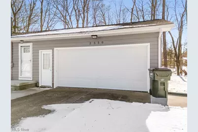 2550 Eaver Street NW, Uniontown, OH 44685 - Photo 5