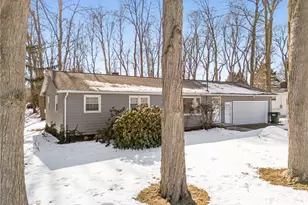 2550 Eaver St NW, Uniontown, OH 44685 - Photo 3