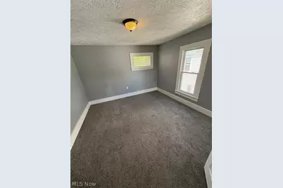 284 3rd Street NW, Barberton, OH 44203 - Photo 15