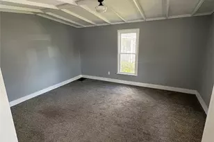 284 3rd St NW, Barberton, OH 44203 - Photo 3